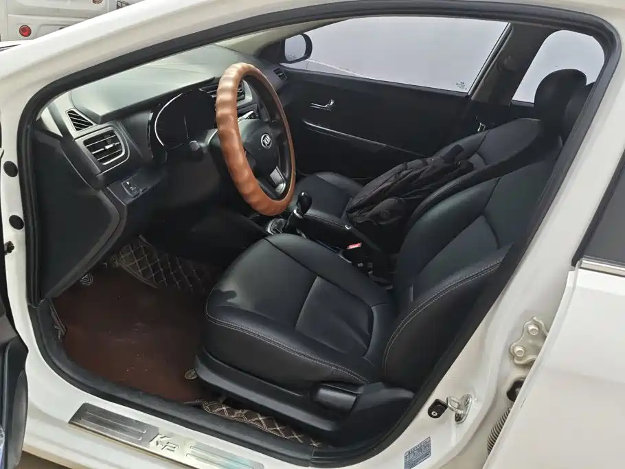 Kia K2 — миниатюра 9