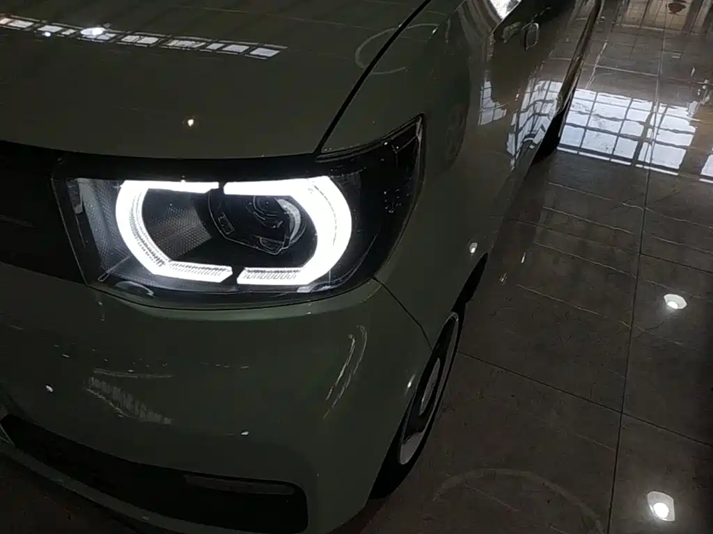 Wuling MINIEV — миниатюра 24