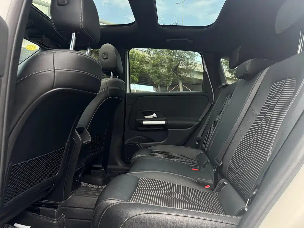 Mercedes-Benz B-Class — миниатюра 10