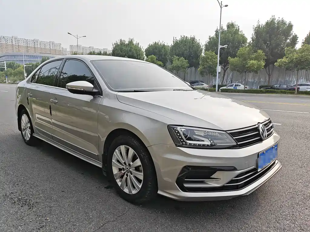 Volkswagen Sagitar — миниатюра 3