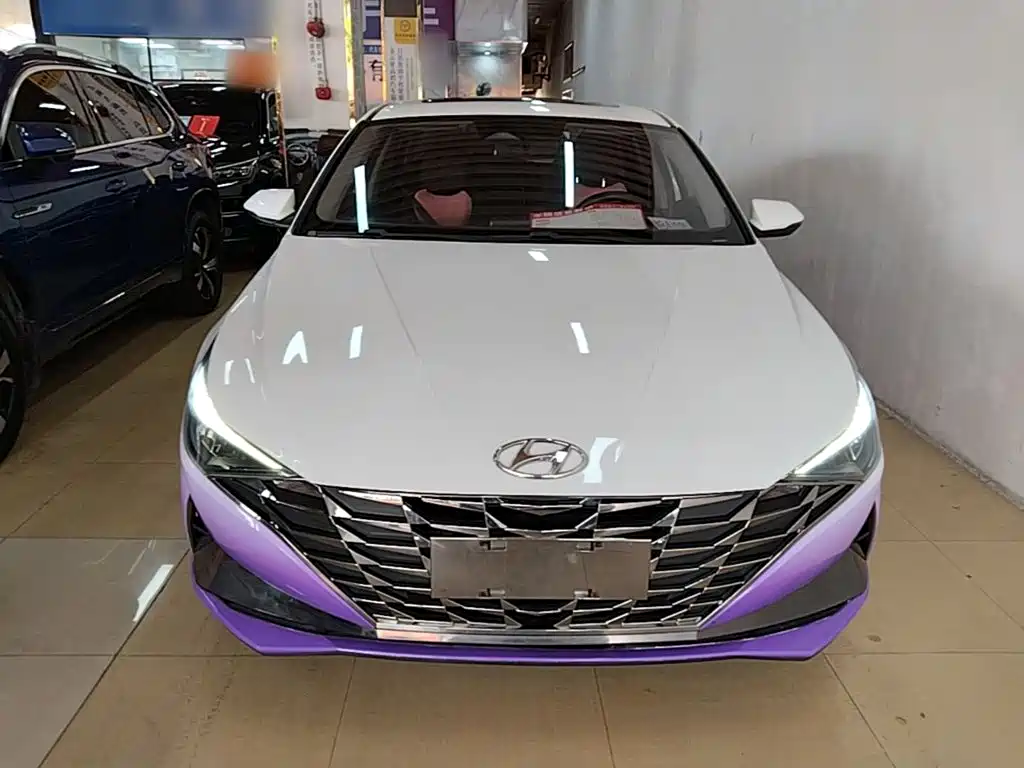 Hyundai Elantra — миниатюра 3