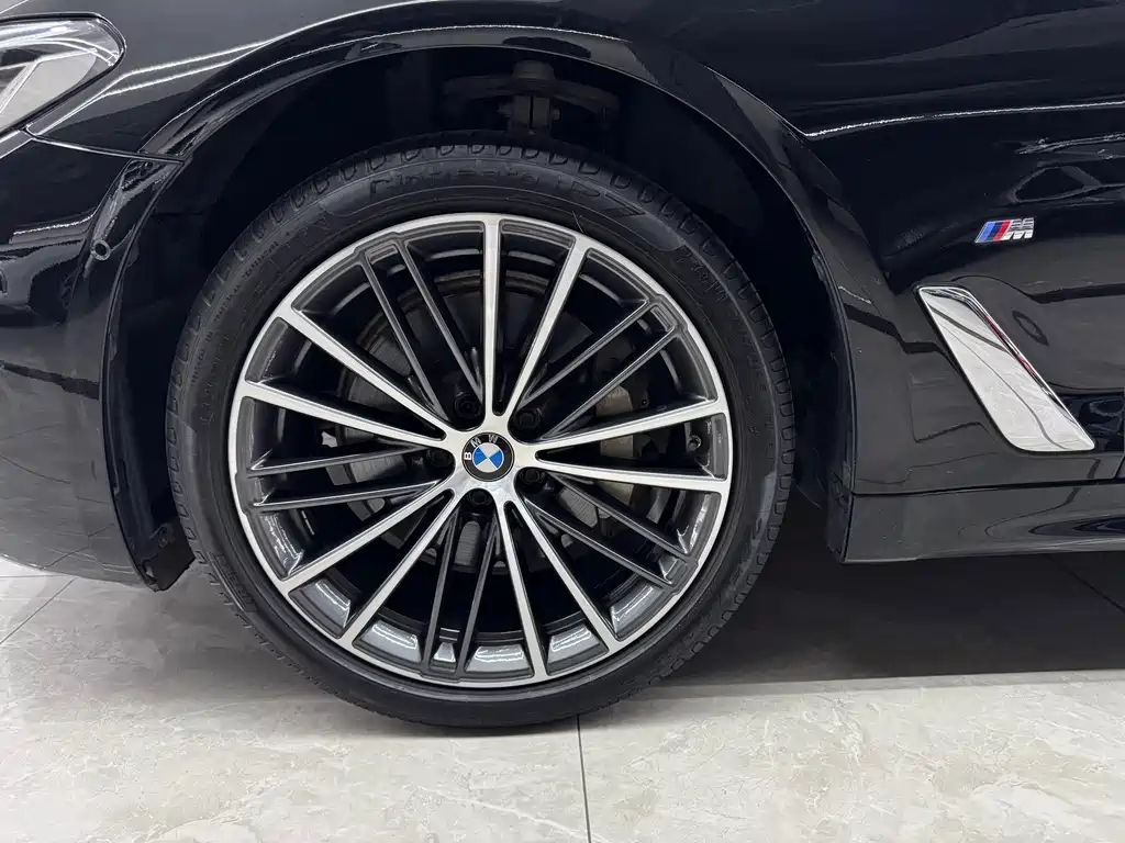 BMW 5 Series 5 2023 530Li Lead M Sport