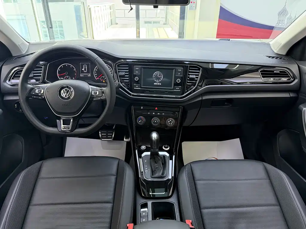 Volkswagen T-Roc — миниатюра 5
