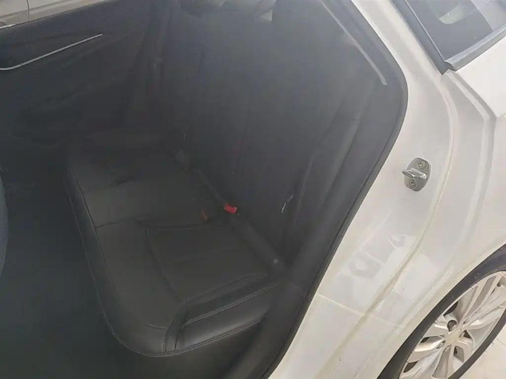 Buick Excelle — фотографии объявления, Фото 17