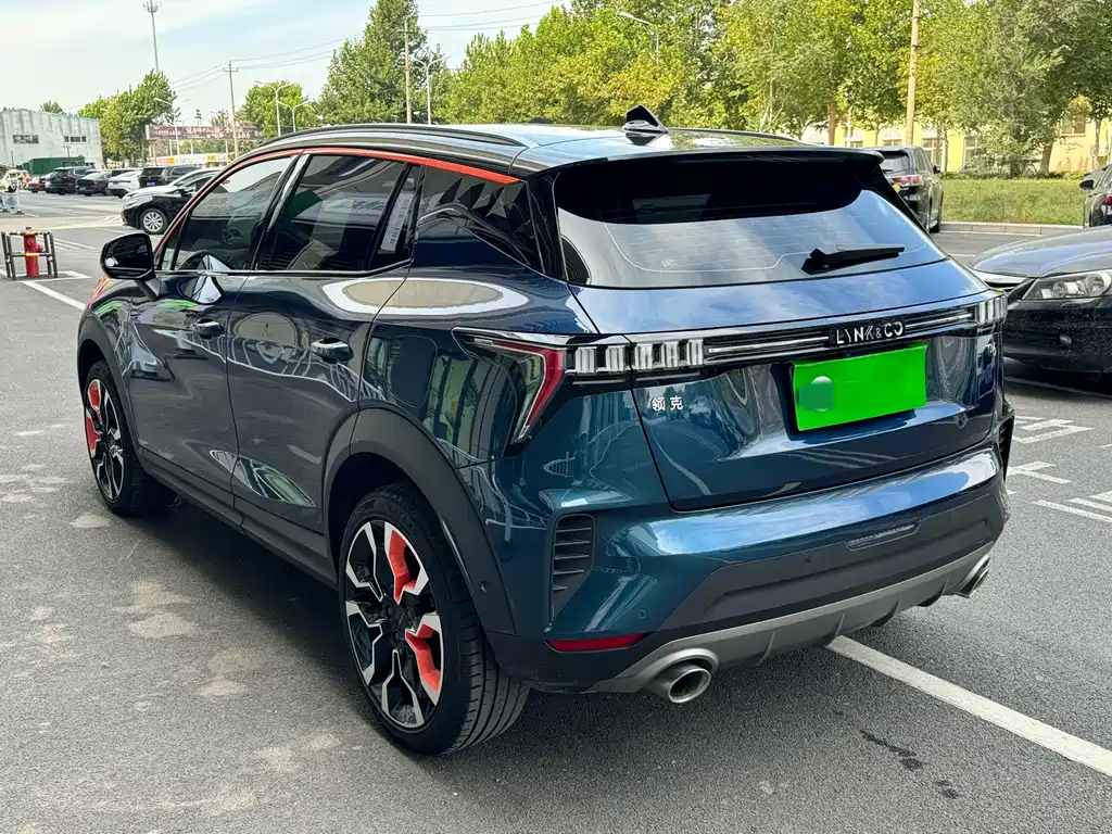 Lynk & Co 06 — миниатюра 6