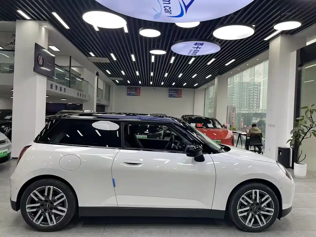 MINI ELECTRIC  COOPER