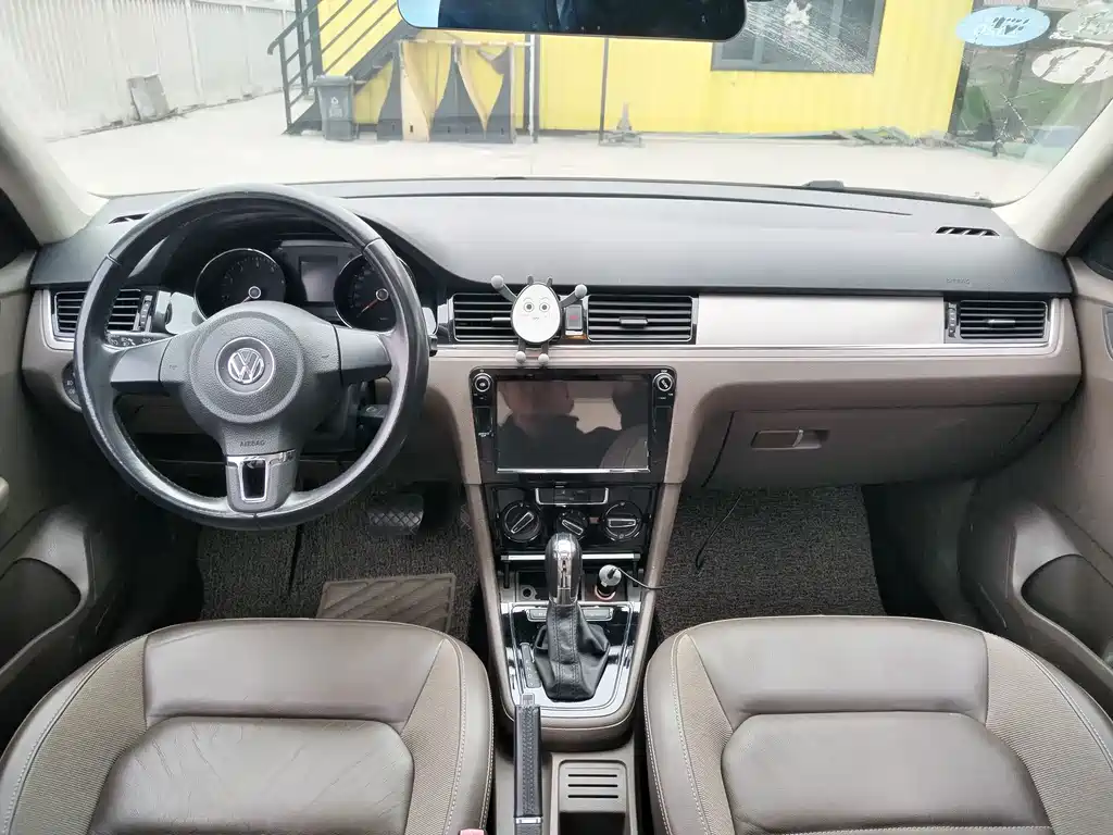 Volkswagen Bora — миниатюра 12
