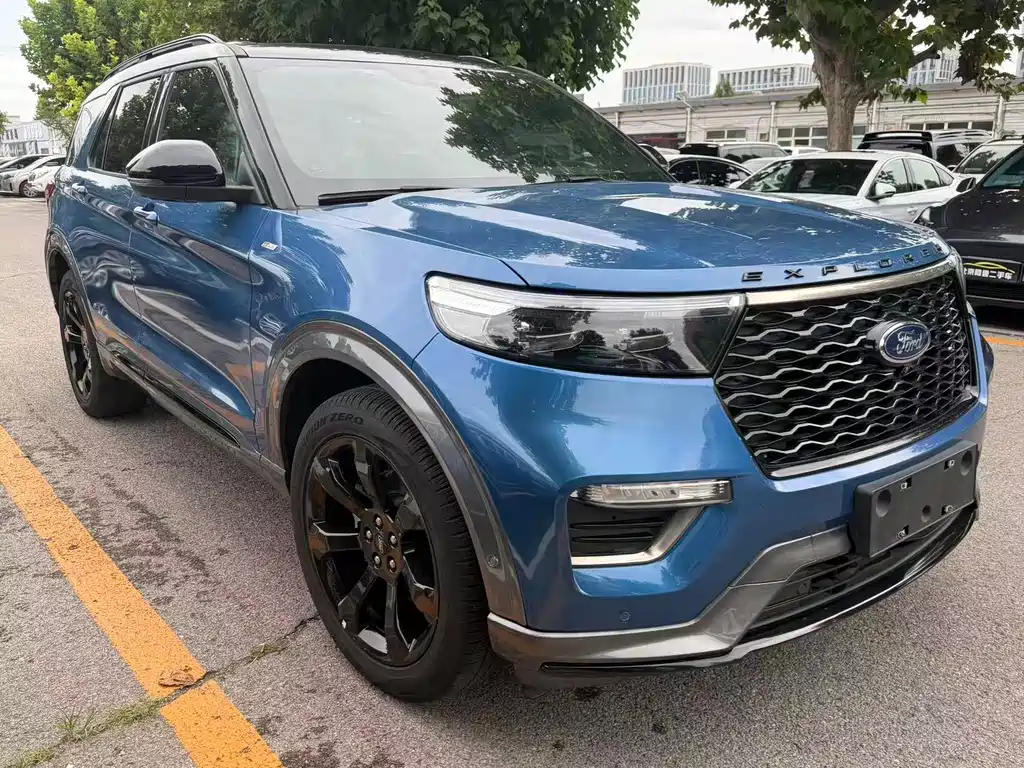 Ford Explorer — миниатюра 4