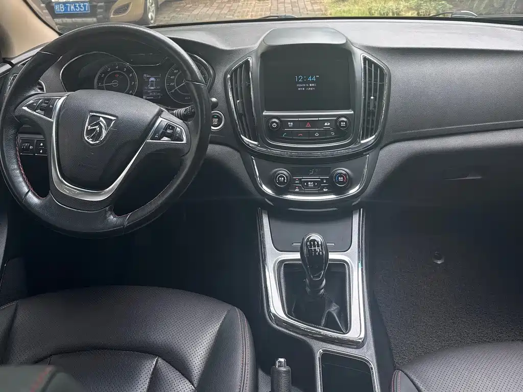 Baojun 560 — миниатюра 10