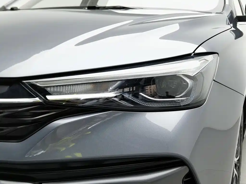 Roewe i5 — миниатюра 7