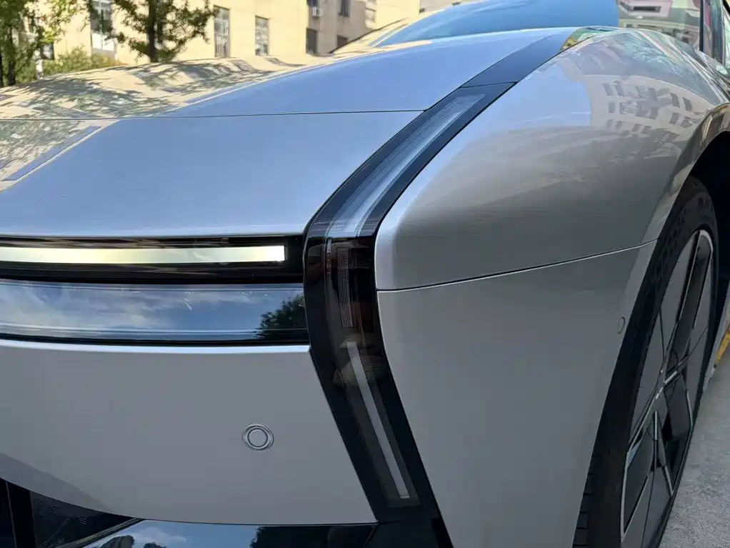XPeng P7 — миниатюра 4
