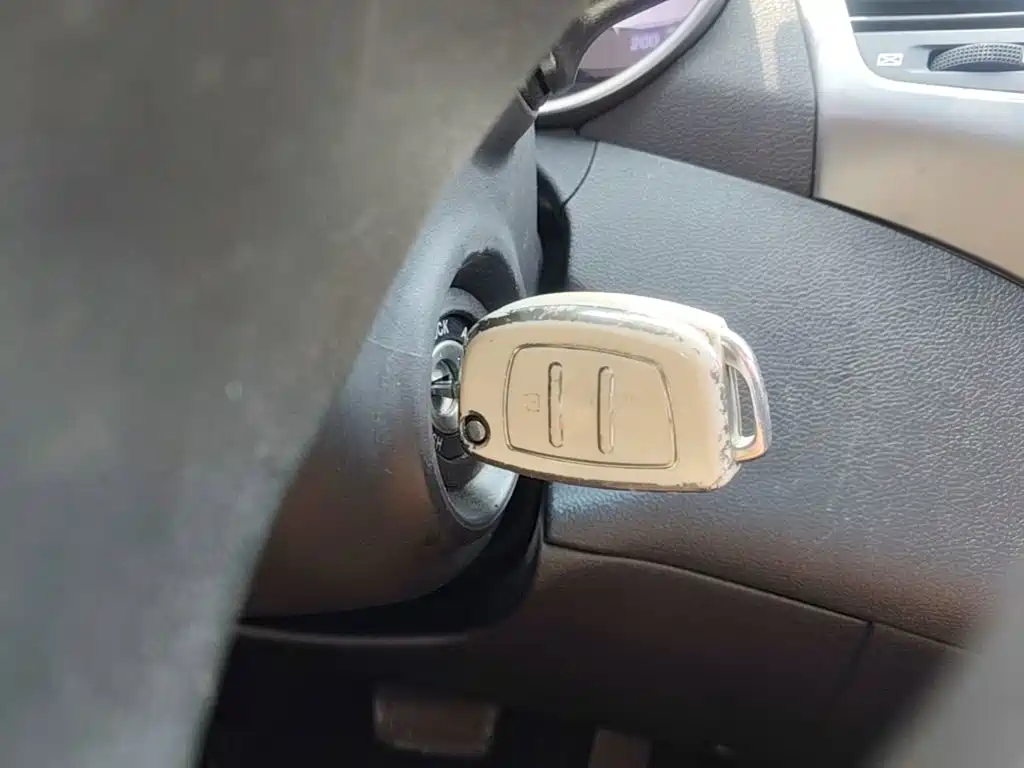 Hyundai Elantra Langdong — миниатюра 9