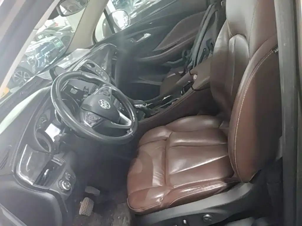 Buick Envision Plus — миниатюра 15