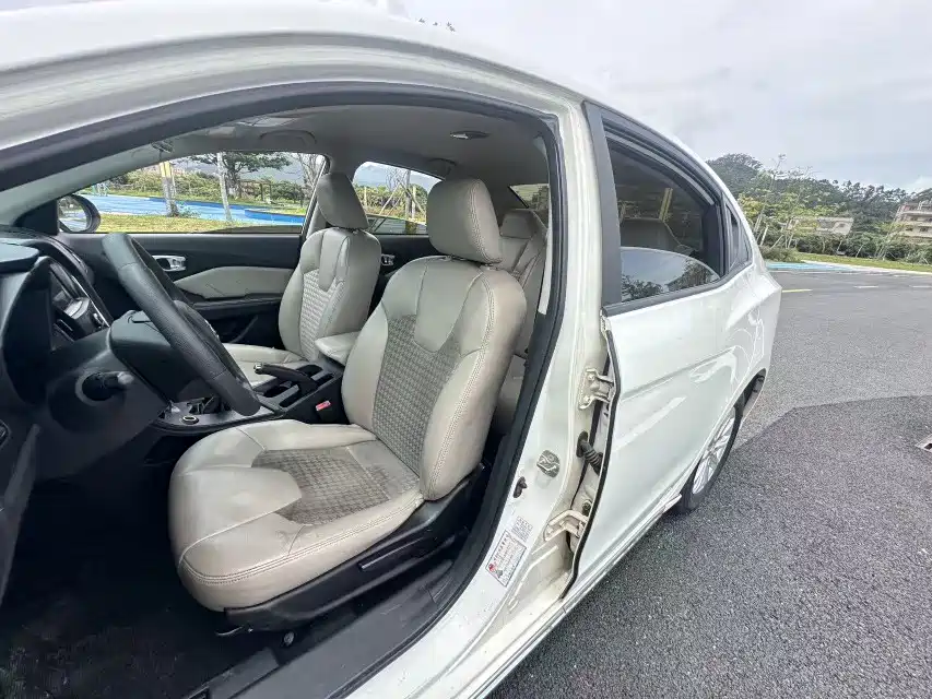 GAC Motor Trumpchi GA3S — миниатюра 10