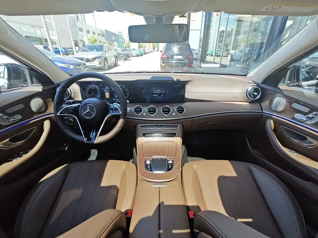 Mercedes-Benz E-Class E 2023 E 300 L Luxury
