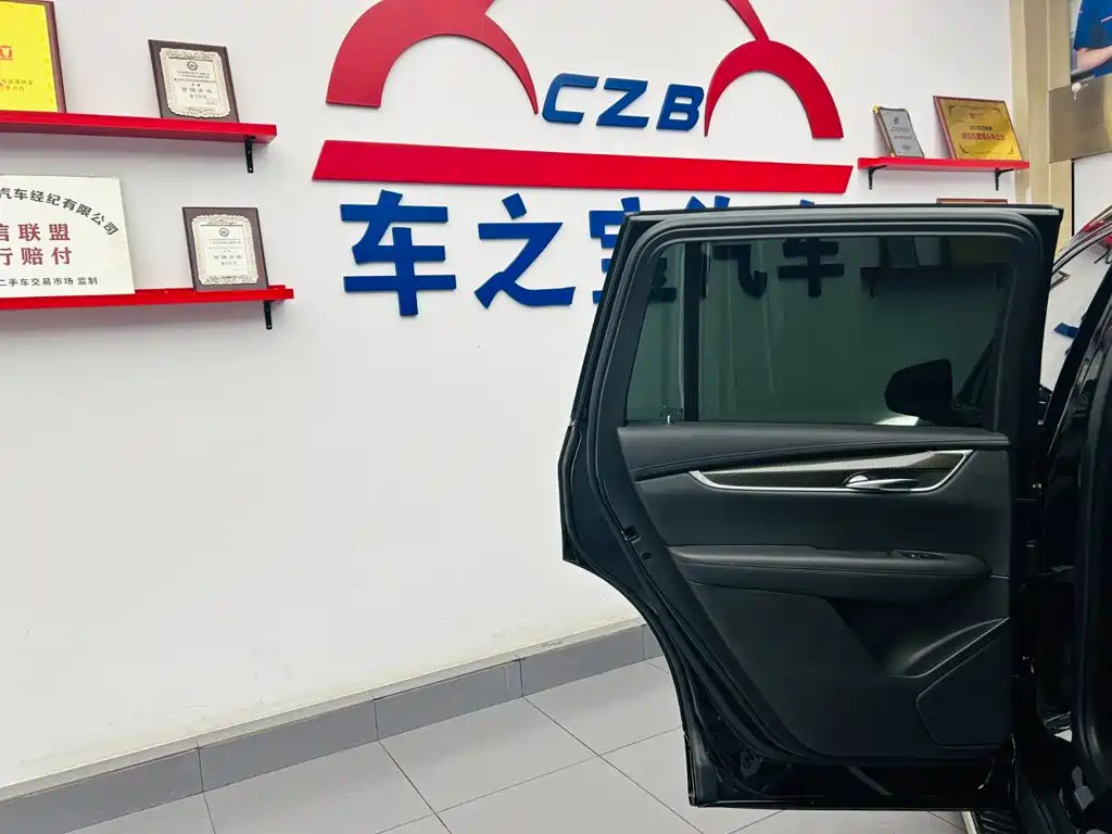 Cadillac XT6 — миниатюра 24