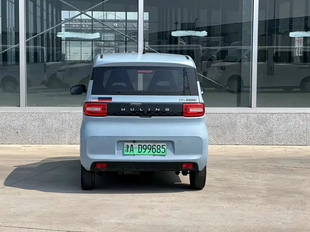 Wuling MINIEV — миниатюра 5