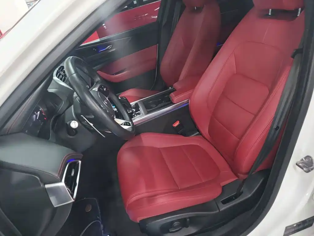 Jaguar XEL — миниатюра 15
