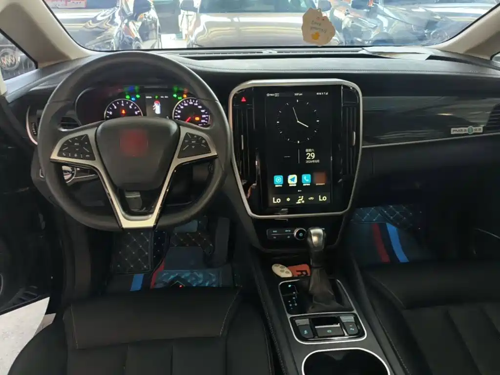 BYD MAX — миниатюра 10