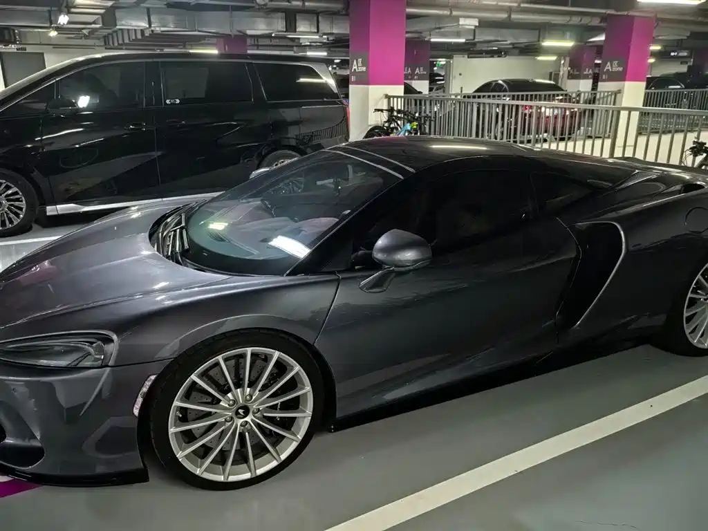 McLaren GT 2023 4.0T