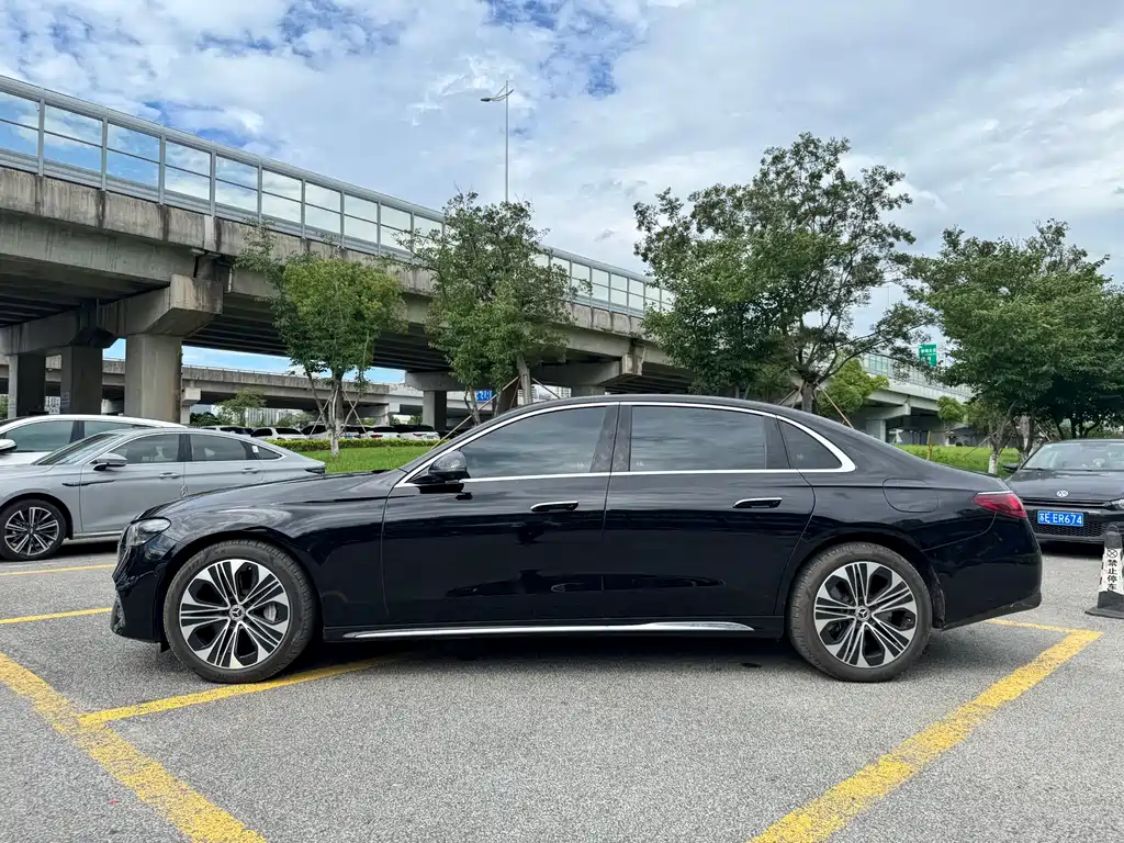 Mercedes-Benz E-Class E 2024 E 350 e L