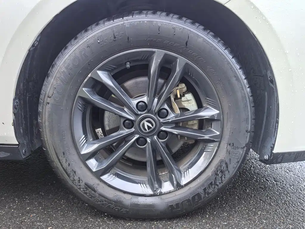 Changan Yida — миниатюра 11