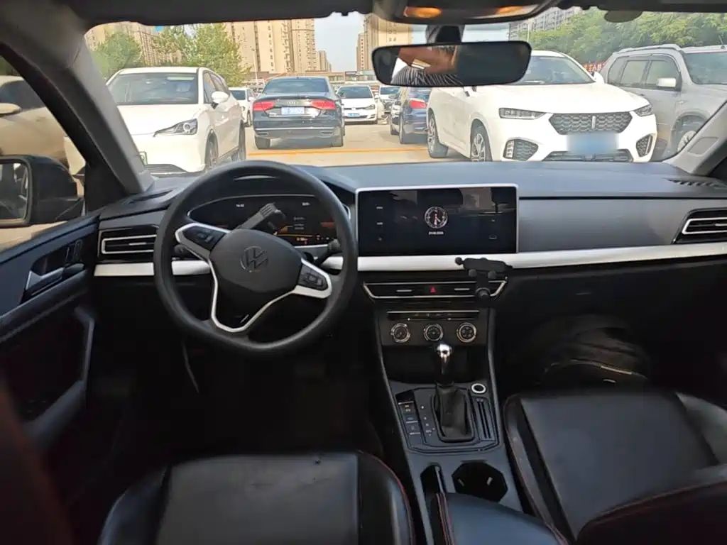 Volkswagen Lavida — миниатюра 10