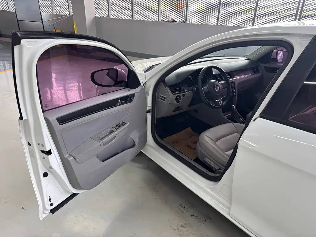 Volkswagen Bora — миниатюра 11