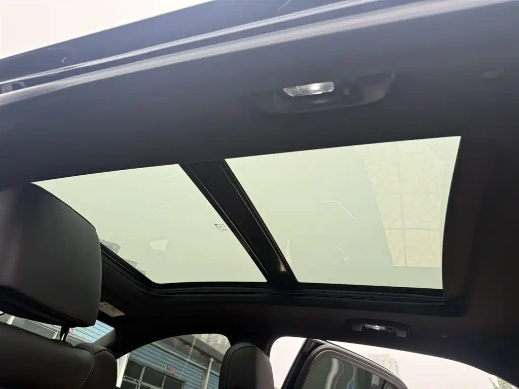 Cadillac XT4 2022 28T