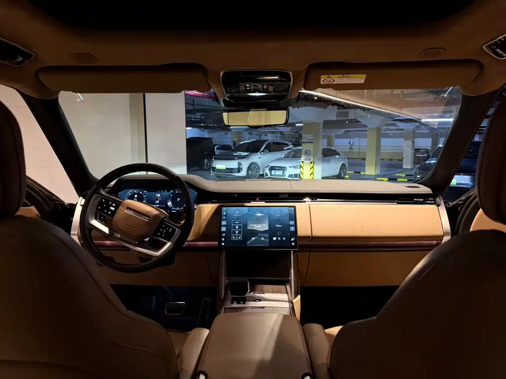 Land Rover Range Rover — миниатюра 3
