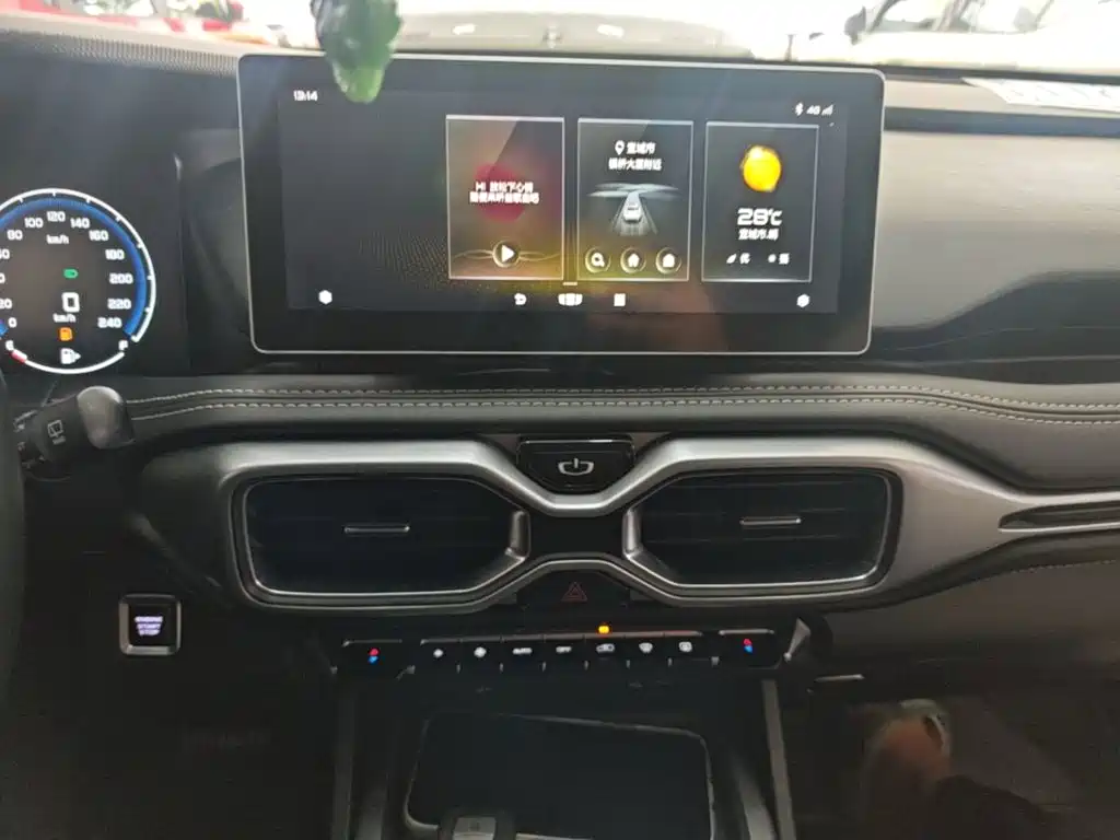 Geely Haoyue — миниатюра 13