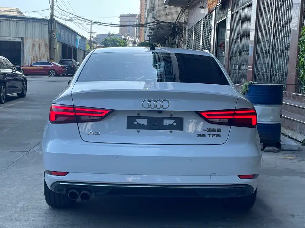 Audi A3 2019 Limousine 35 TFSI V