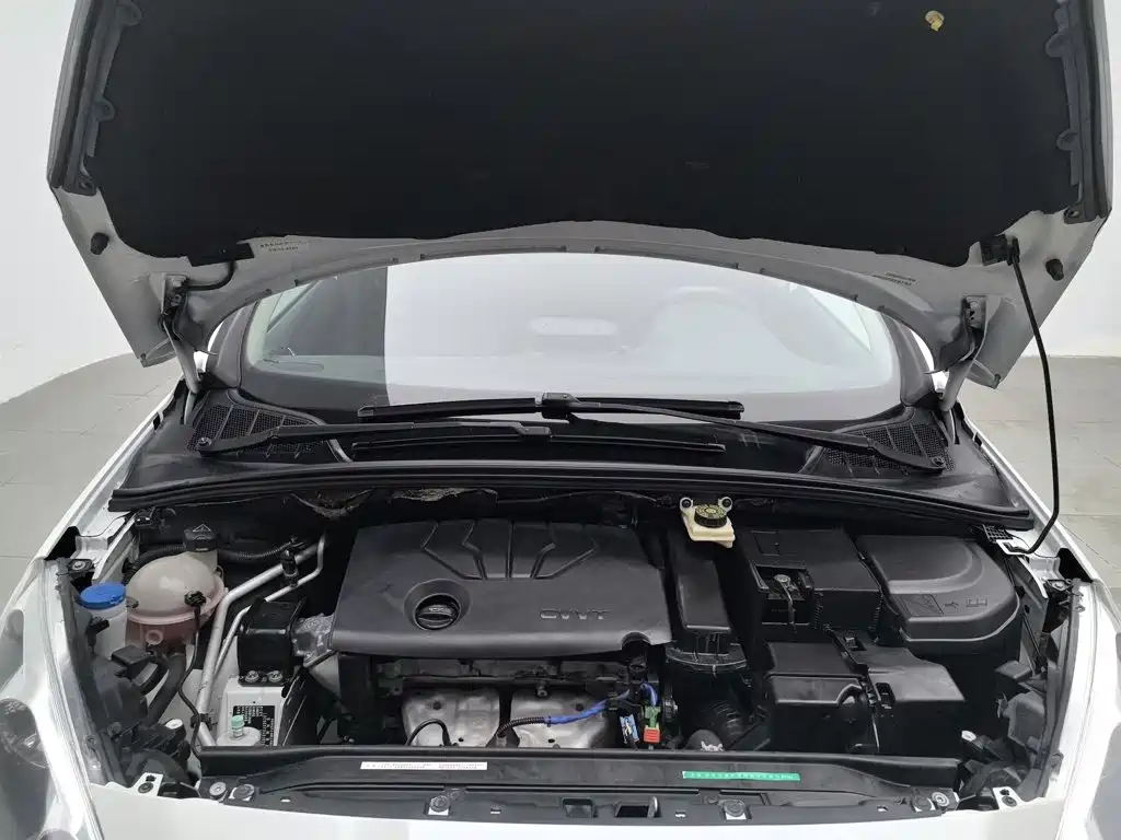 Peugeot 308 — миниатюра 6