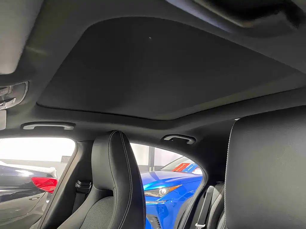 Mercedes-Benz A-Class (Import) — миниатюра 17