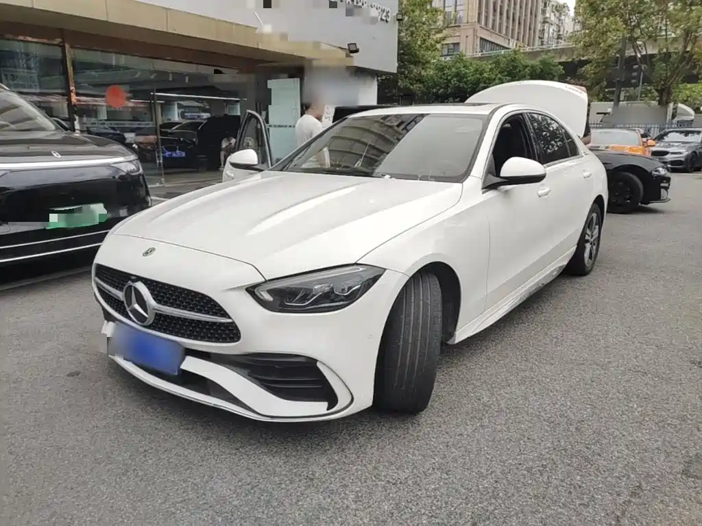 Mercedes-Benz C-Class — миниатюра 2