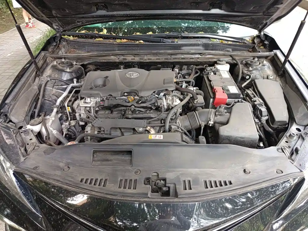 Toyota Camry — миниатюра 11