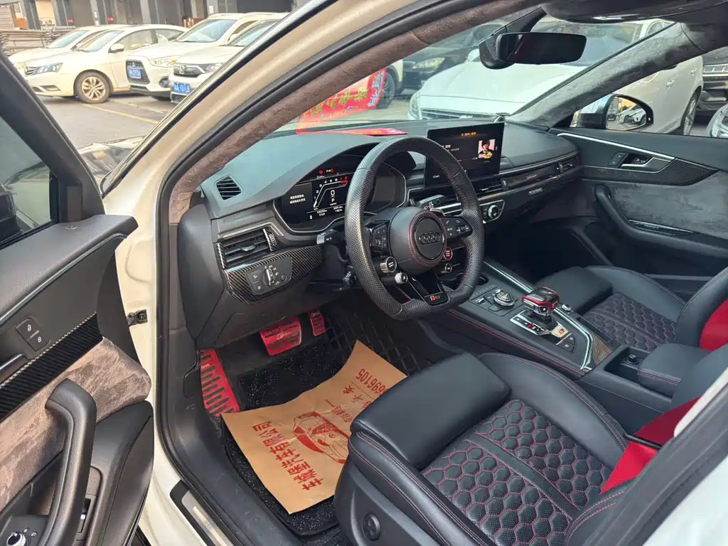 Audi A4L 2019 45 TFSI quattro Sport VI