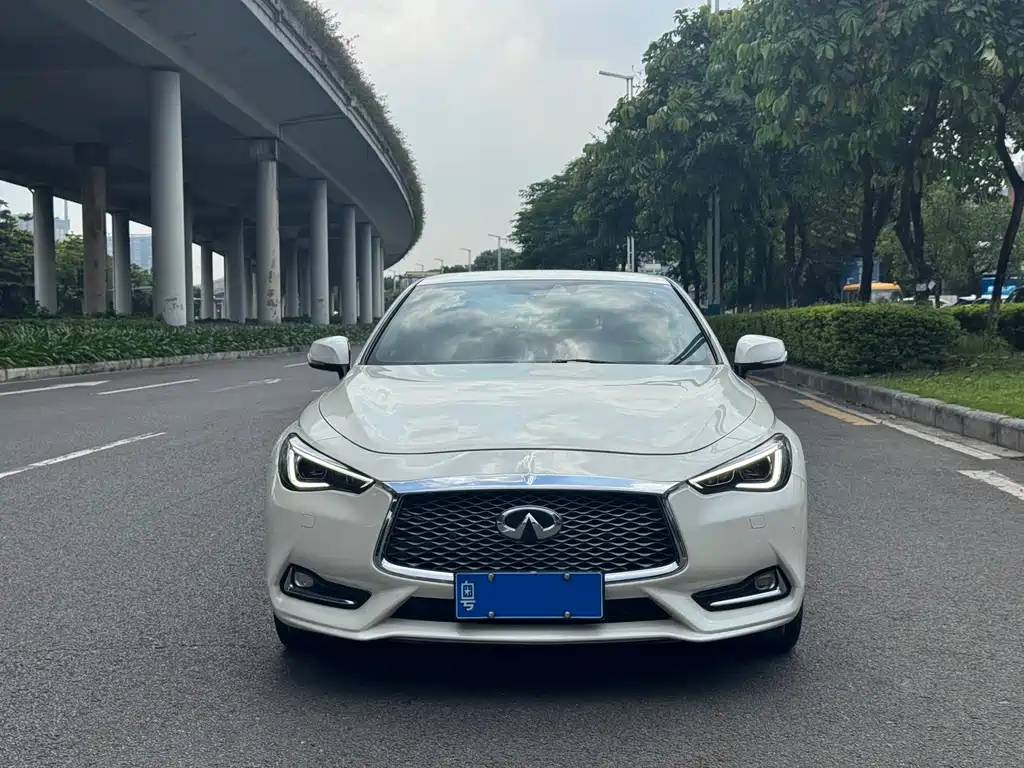 Infiniti Q60 — миниатюра 2
