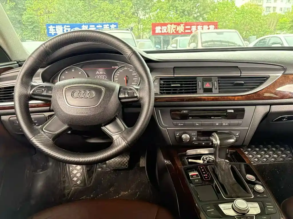 Audi A6L — миниатюра 6