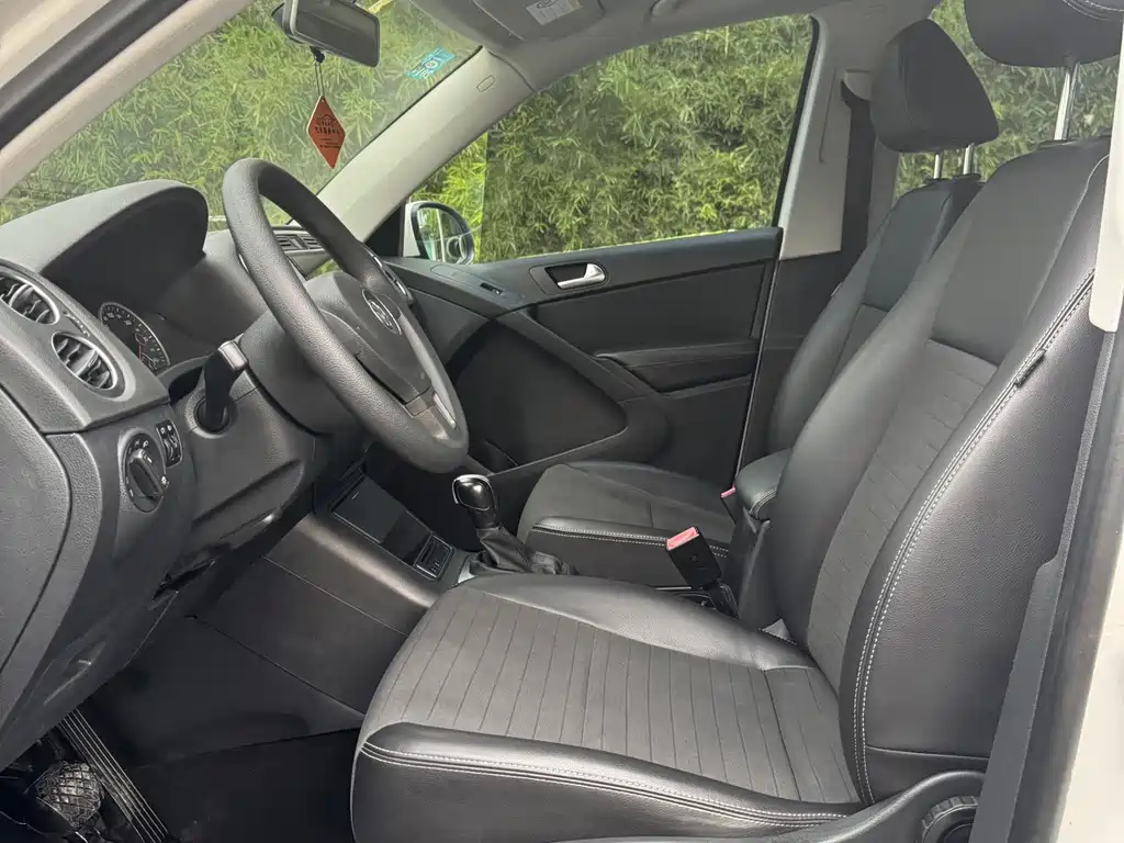 Volkswagen Tiguan — миниатюра 4