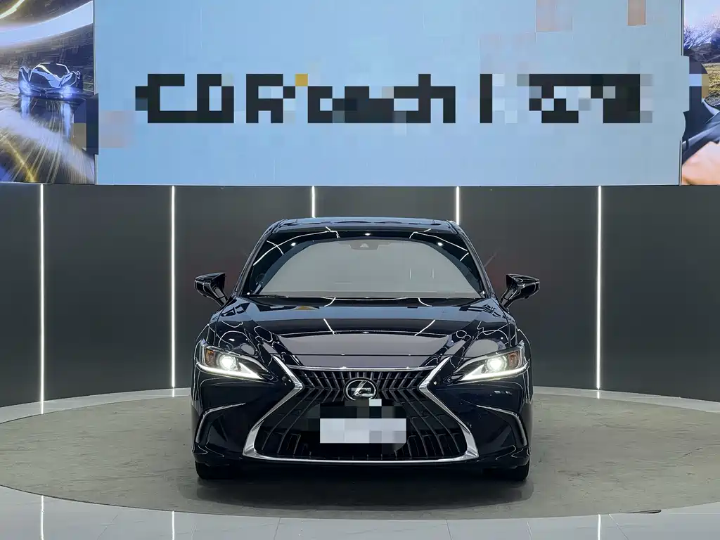 Lexus ES 2023 200