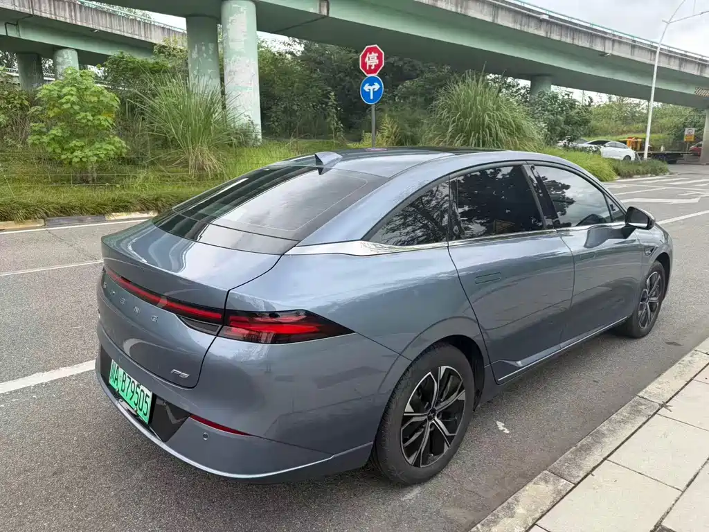 XPeng P5 — миниатюра 3