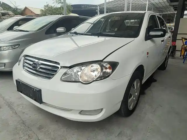 2019 BYD F3