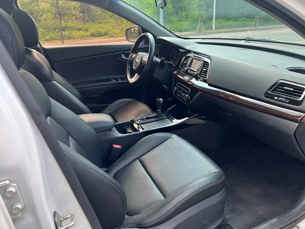 Kia K4 — миниатюра 12