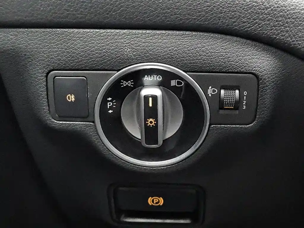 Mercedes-Benz GLA — миниатюра 21