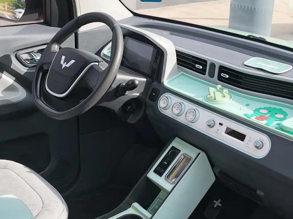 Wuling MINIEV — миниатюра 15