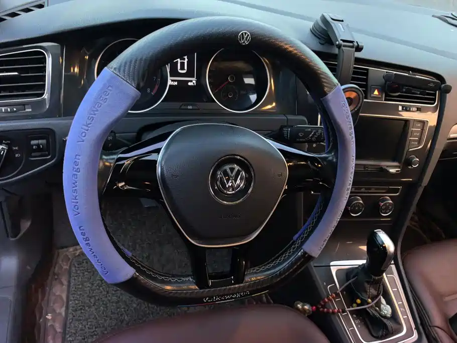 Volkswagen Golf — миниатюра 15