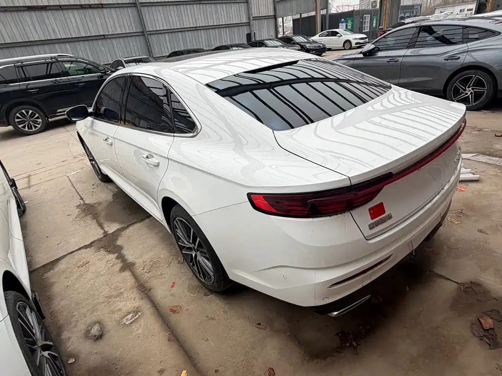 GEELY AUTOMOBILE XINGRUI