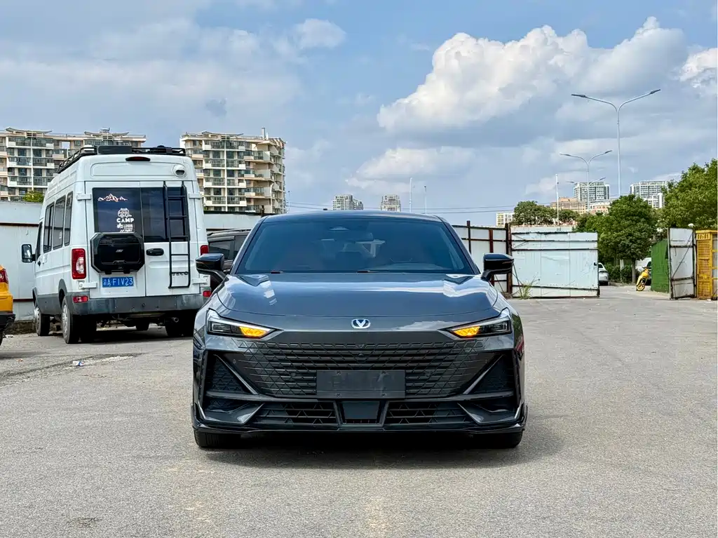 Changan UNI-V — миниатюра 2