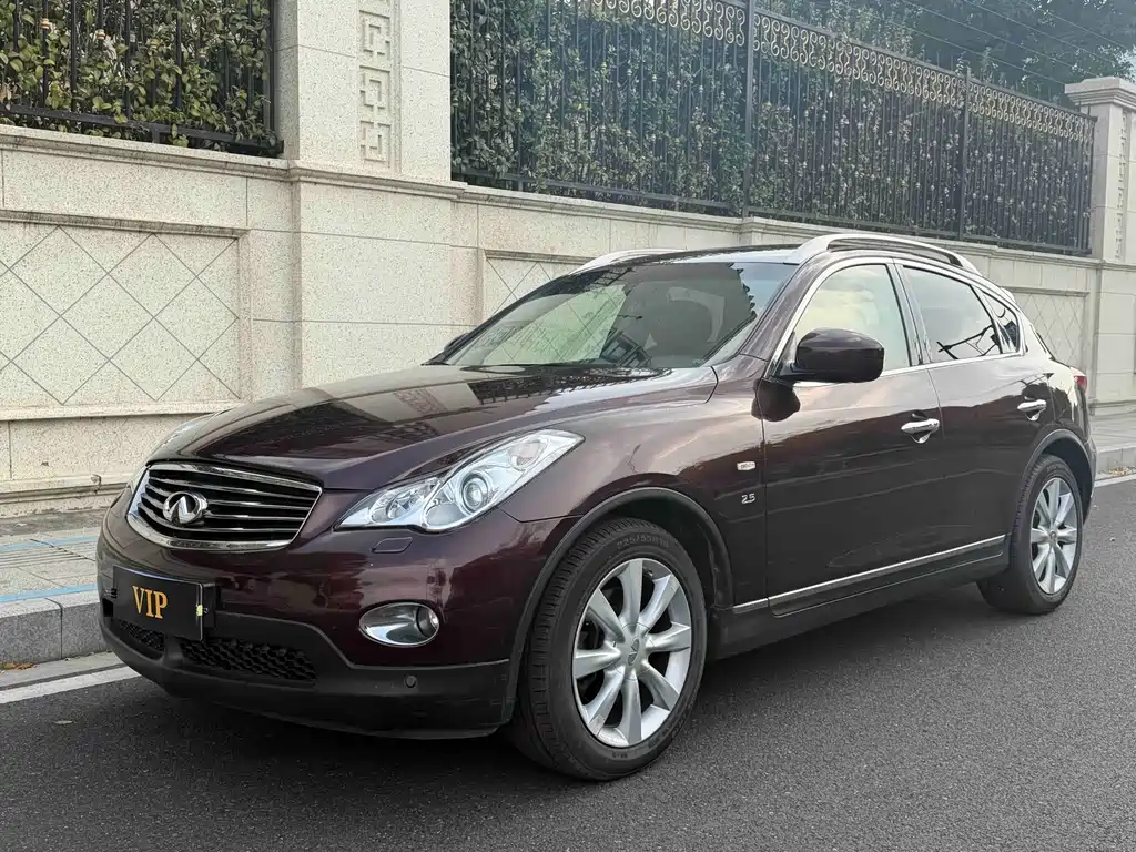 Infiniti QX50 (Import) 2014